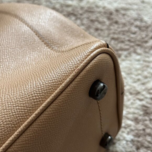 COACH Bailey Carryall Shoulder Bag with Black Coach Heart Keychain - Picture 8 of 8